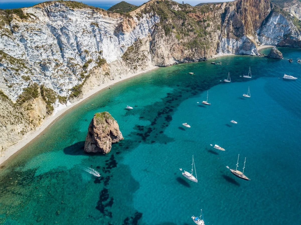 Spiaggia di Ponza.